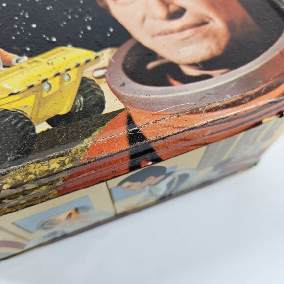 Space 1999 Vintage 1975 Metal Lunchbox & Thermos Bottle By King-Seeley Thermos - Picture 10 of 15